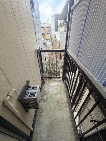 その他　専用洗濯機置場※クリーニング前の写真です