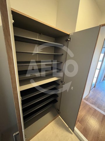 収納　白百合グランドシャトー　シューズボックス