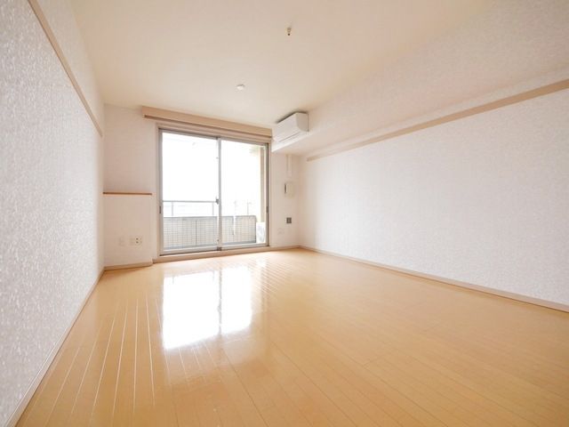 居室・リビング　★お部屋探しはタウンハウジング稲田堤店まで★