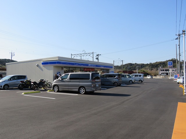 コンビニ　ローソン東市来駅前店（コンビニ）まで2484m