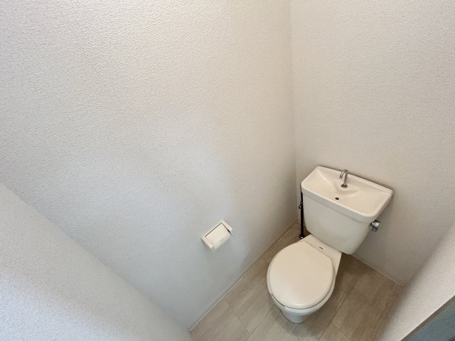 トイレ　※写真は類似です
