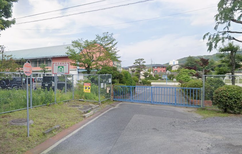 小学校　春日井市立玉川小学校（小学校）まで751m