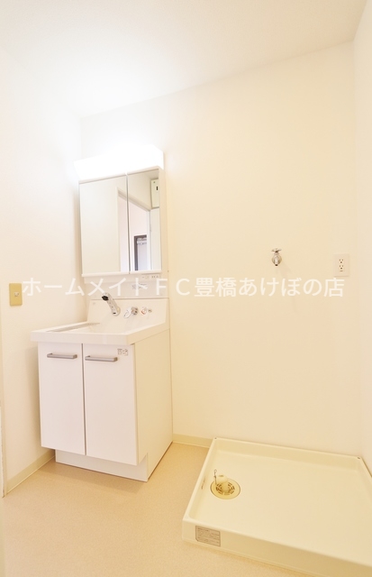 洗面設備　同型別部屋写真