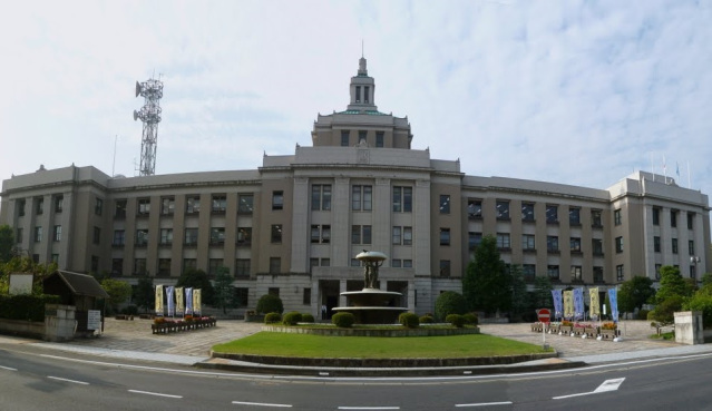 役所　滋賀県庁（役所）まで597m