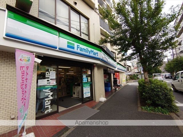 コンビニ　ファミリーマート（コンビニ）まで1407m