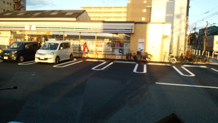 コンビニ　セブンイレブン 大阪福町3丁目店（コンビニ）まで596m