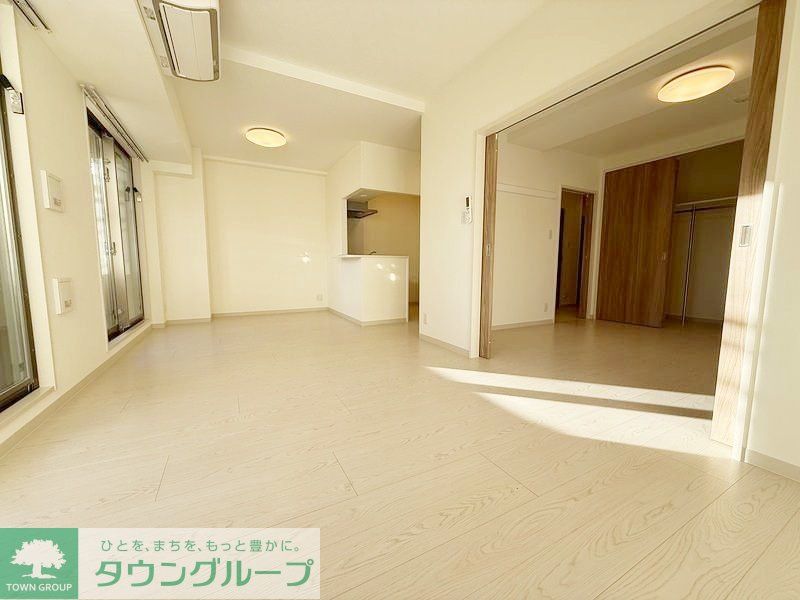 居室・リビング　★お部屋探しは株式会社タウンハウジング東京まで★