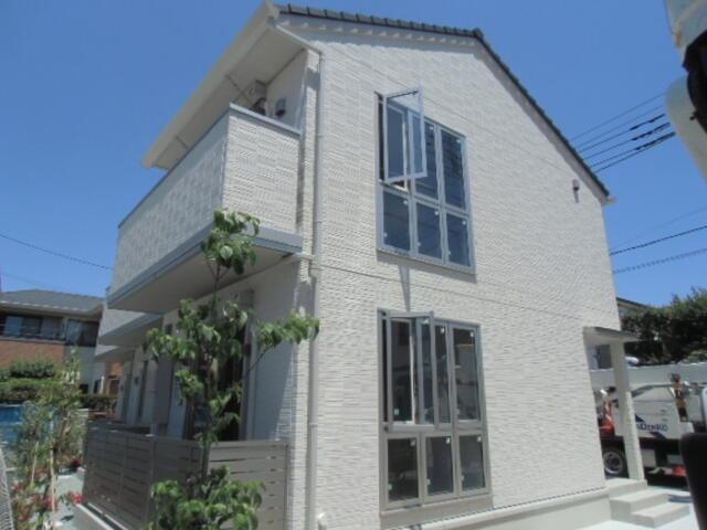 建物外観　外観タイル張りです