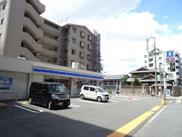 コンビニ　ローソン平野西六丁目店（コンビニ）まで290m