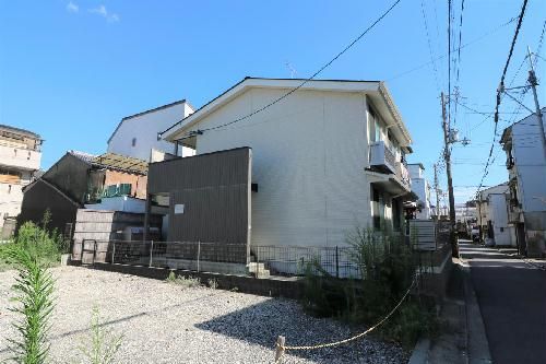 レオパレス西ノ京吽の外観写真