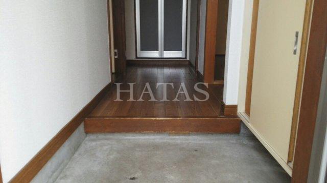 シャルマン新道の玄関写真