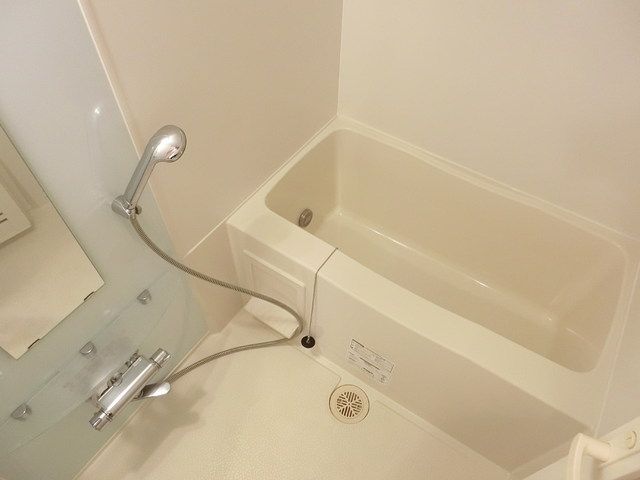 バス・シャワールーム　★追い焚き付きお風呂★