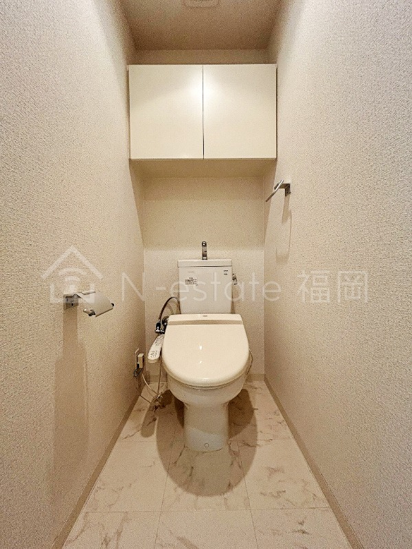 地下鉄空港線 西新駅 徒歩2分 14階建 築19年のトイレ写真