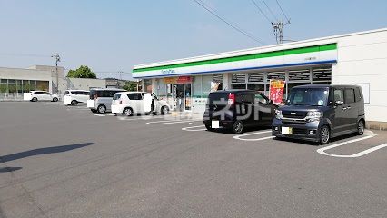 コンビニ　ファミリーマート山口嘉川店（コンビニ）まで349m