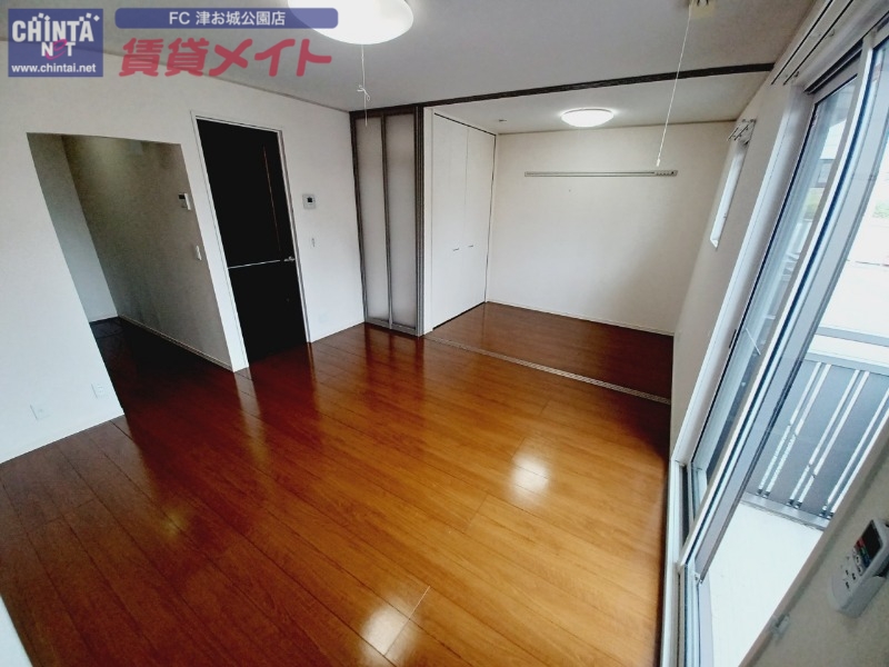 居室・リビング　別部屋参考写真