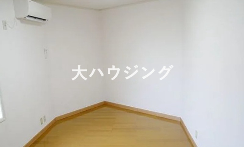 モンテピアIIIの居間写真