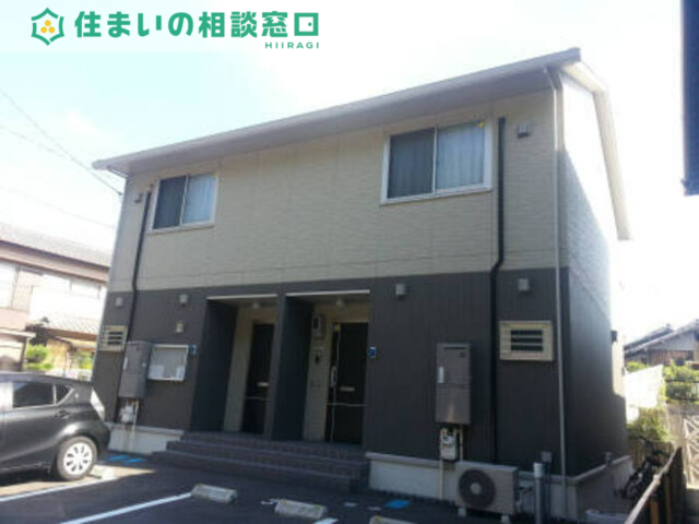 ＪＲ東海道本線 岡崎駅 バス乗車時間：6分 最寄りバス停で下車 徒歩2分 築15年