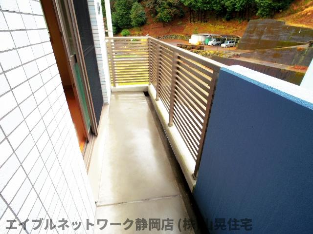 バルコニー　バルコニー付きです