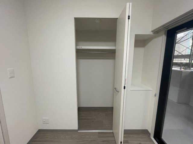 収納　同マンションの別のお部屋の写真です。