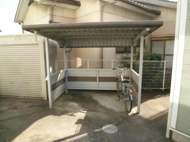メゾン白沢 C棟の外観写真