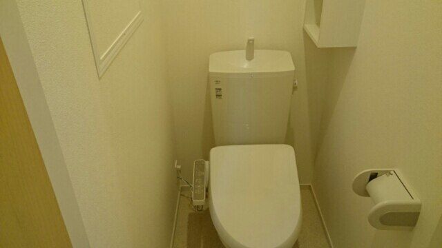 シュシュ・シャンブル弐番館のトイレ写真