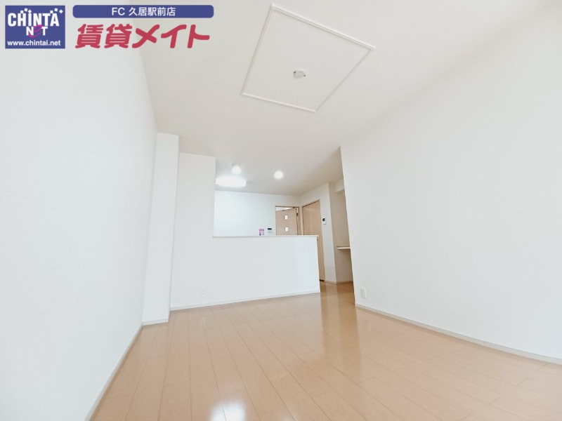 居室・リビング　同型参考写真