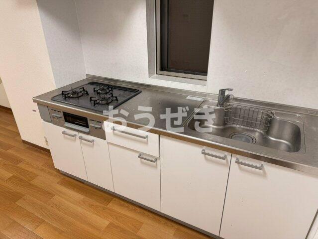 都営新宿線 浜町駅 徒歩4分 11階建 築47年のキッチン写真