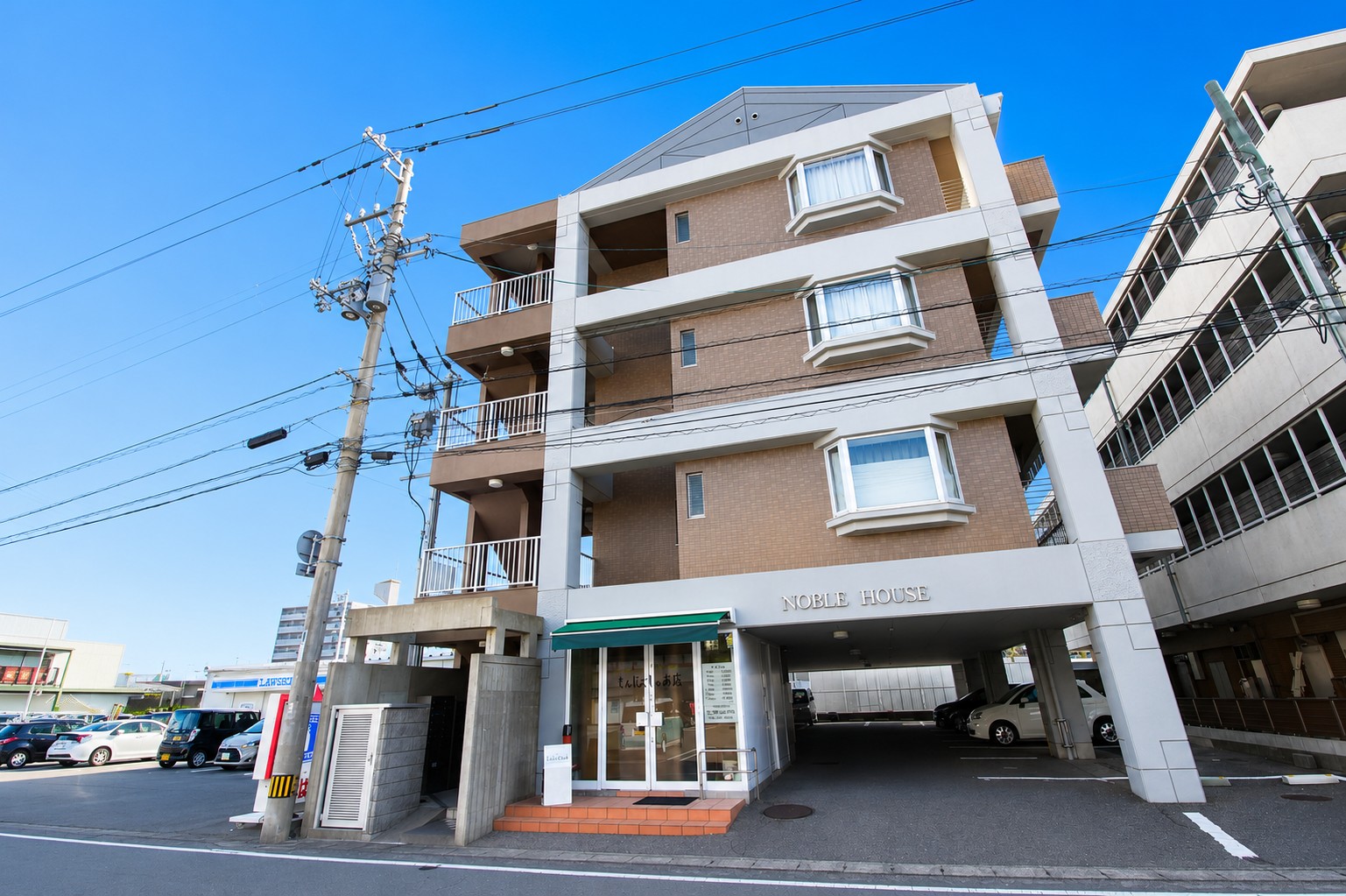 建物外観
