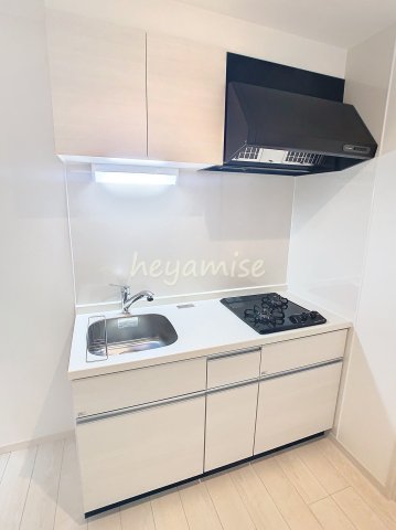 キッチン　※同系型の写真になります。