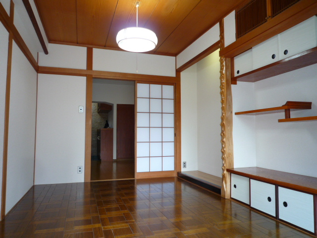 セードル新宿ハイツの居間写真