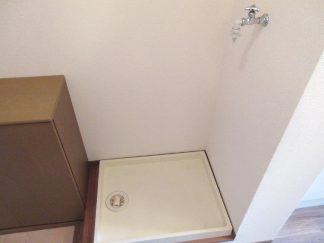 その他　洗濯機は室内に設置できます