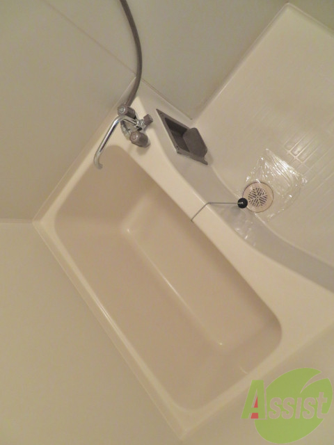 バス・シャワールーム　疲れた時はゆっくり湯船につかってみてはいかがでしょうか。