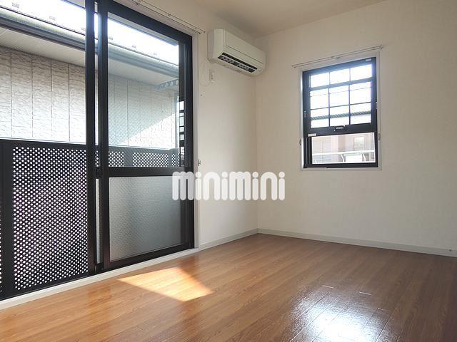 居室・リビング　参考写真です。