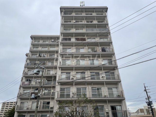 名古屋市千種区汁谷町のマンションの建物外観