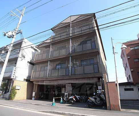 京都市北区西賀茂柿ノ木町のマンションの建物外観