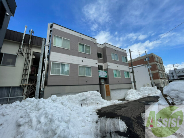 建物外観　札幌市北区二十四条西「アムクレスト２４２－２」