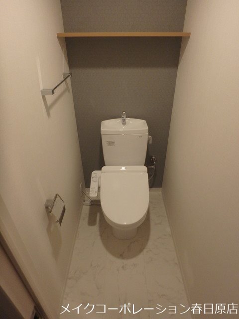 トイレ　写真は同型タイプ