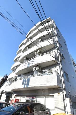 広島市西区草津浜町のマンションの建物外観