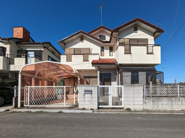 ペットスマイル　リノベ戸建て　東松山の建物外観