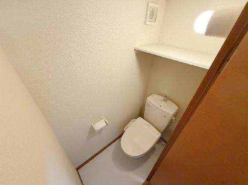 居室・リビング　現状優先。設置は現地と異なる可能性があります。