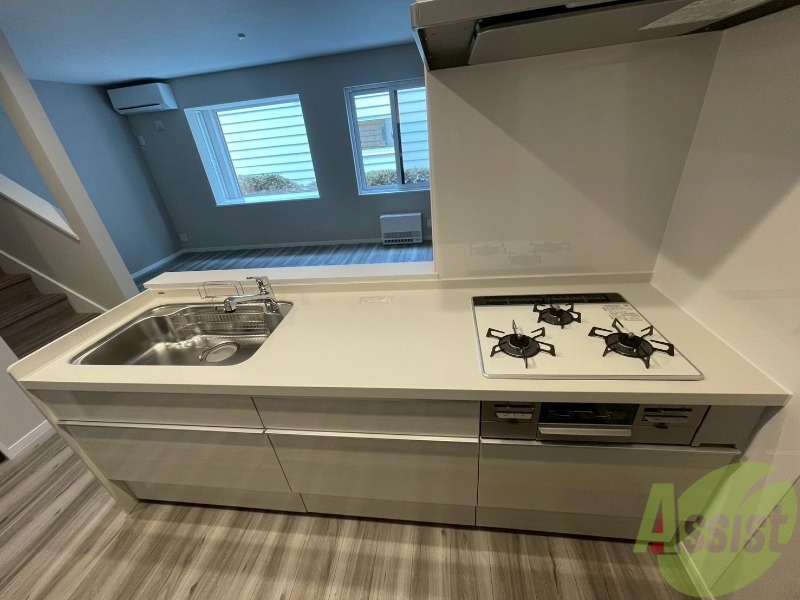 キッチン　システムキッチンなので、すぐお料理に使えます！