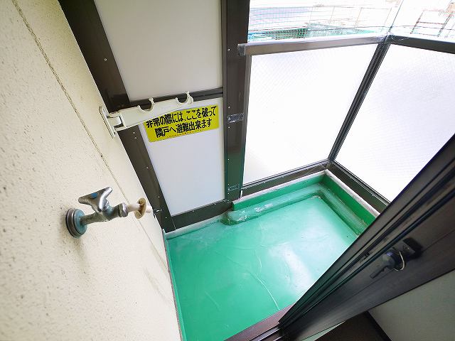 バルコニー　お洗濯にも便利なバルコニー付き