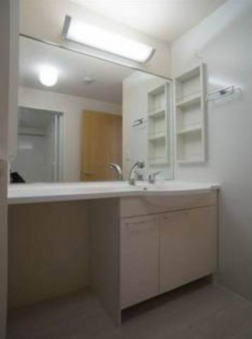 洗面設備　※同型タイプ