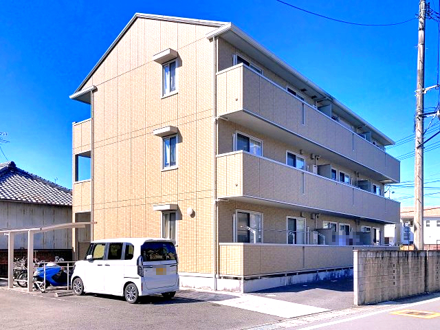 建物外観　2025年10月撮影