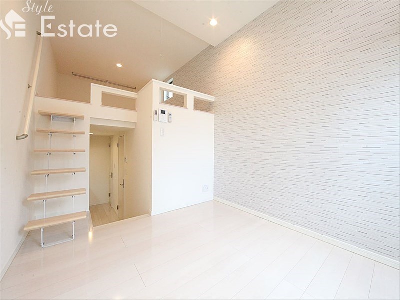 居室・リビング　内装