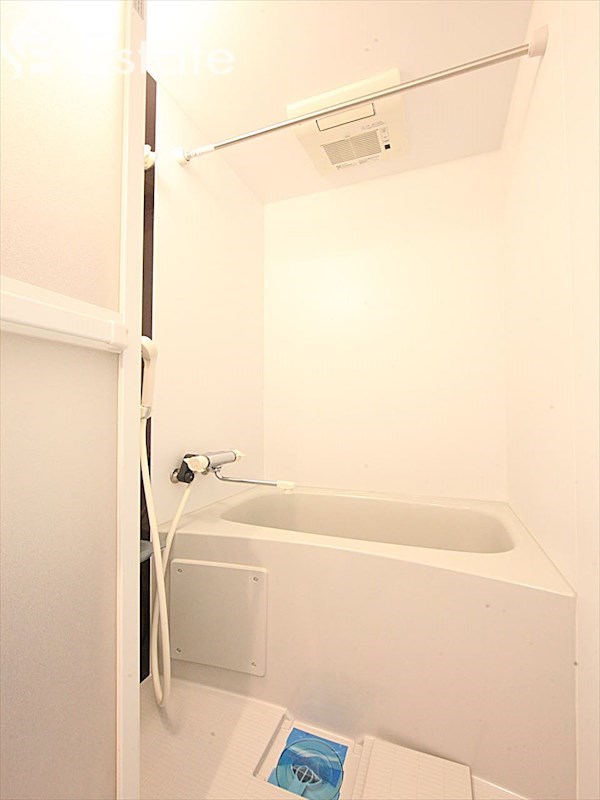 バス・シャワールーム　バスルーム