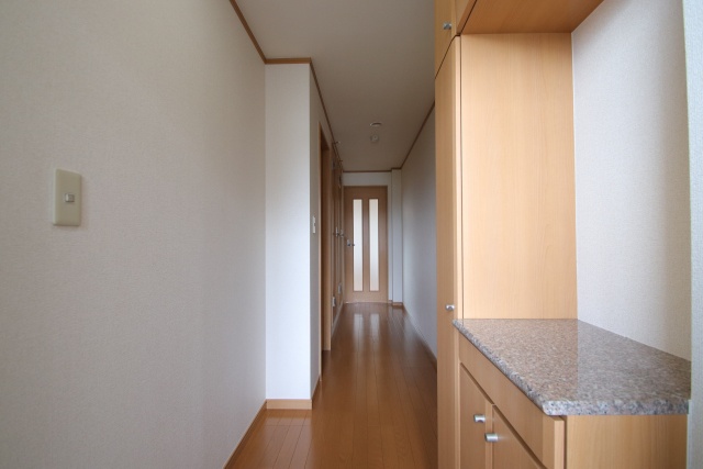 玄関　※別室の参考写真の為、現況優先です。