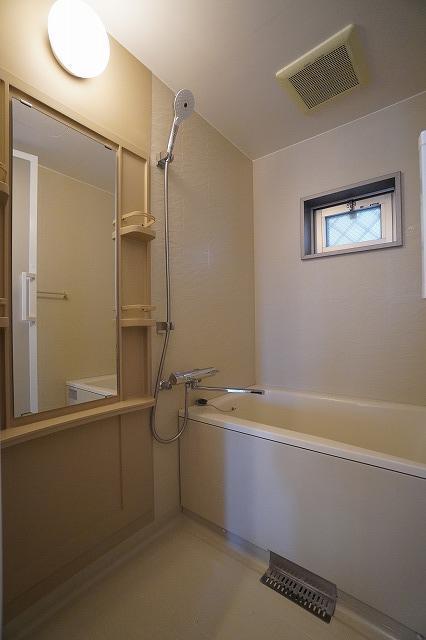 バス・シャワールーム　きれいなお風呂です