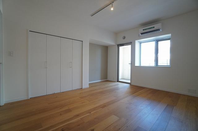 居室・リビング　居間です