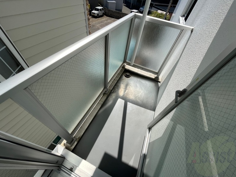 バルコニー　バルコニーが広くプチガーデニングも出来そうですね～。